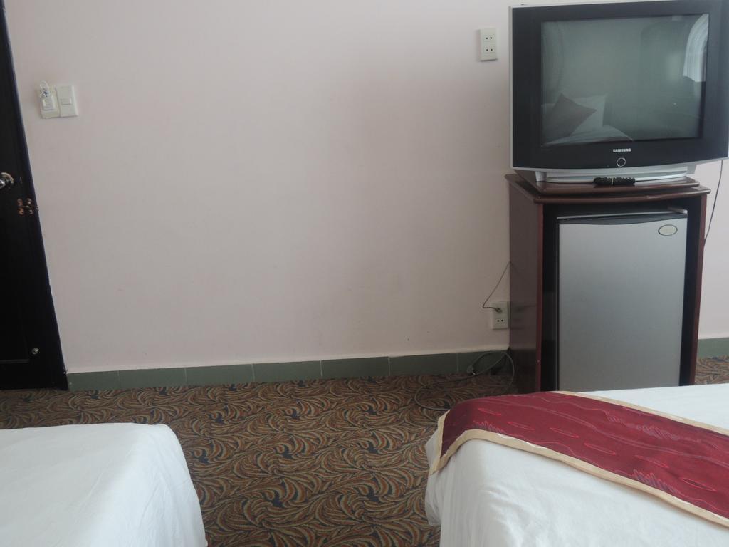 Y Lan Hotell Dalat Eksteriør bilde