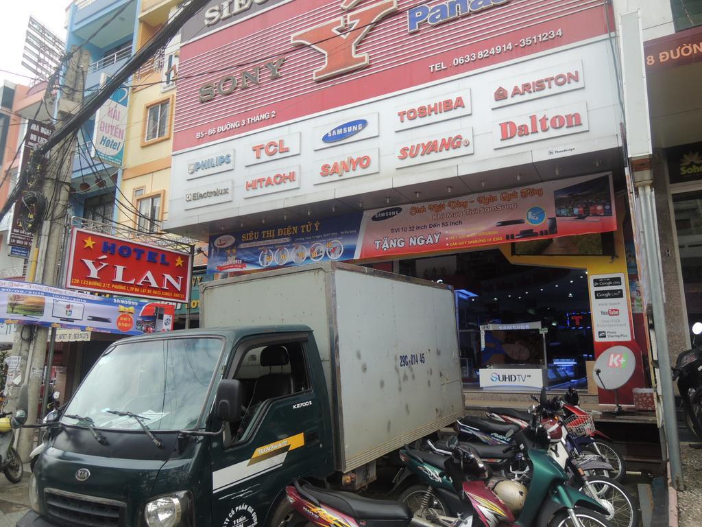 Y Lan Hotell Dalat Eksteriør bilde